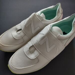 DKNY Women's shoes size 7.5us